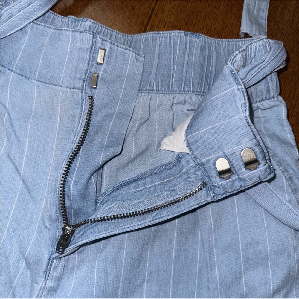 Cropped belted pants - Picture 6 of 8
